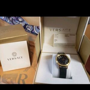 NEW Versace Women's Gold Medusa Collection Gold Mesh Watch 36mm